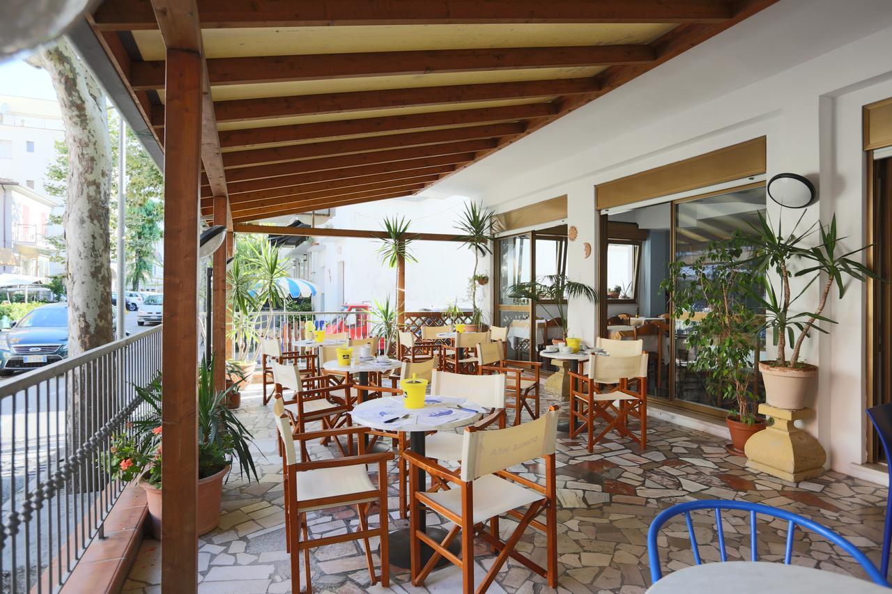 Hotel Domus Mea Cattolica Exterior foto