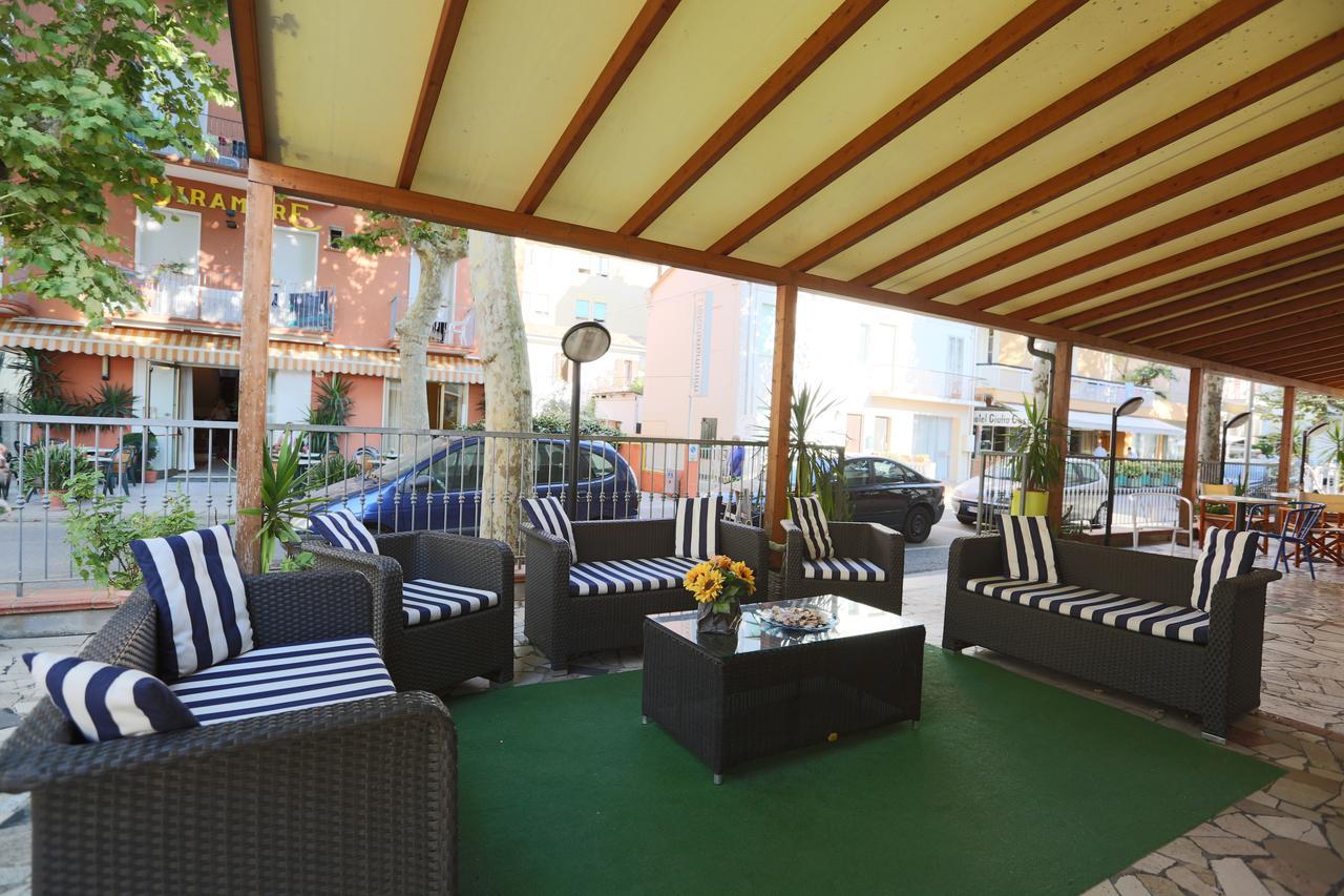 Hotel Domus Mea Cattolica Exterior foto