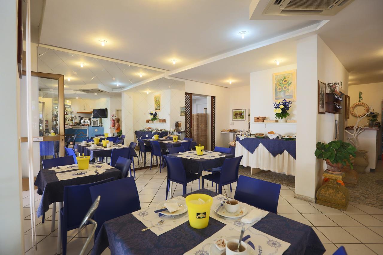 Hotel Domus Mea Cattolica Exterior foto